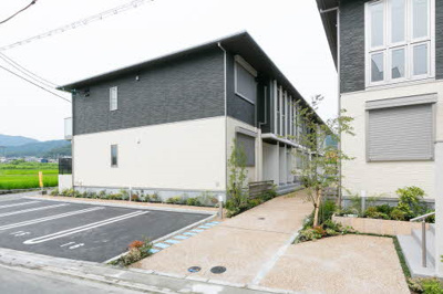 【エントランス】 | ＲＯＹＡＬ　ＧＲＡＮＤ　ＳＴＡＧＥ　Ａ