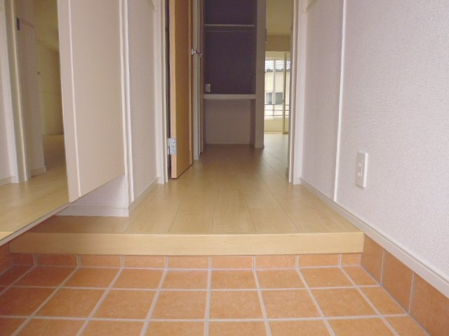 ディリジェントファイブＣの玄関