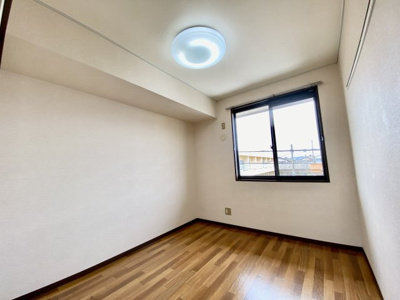 【洋室】 | プレジール西小二里