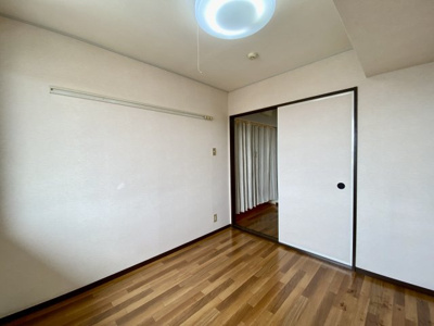 【洋室】 | プレジール西小二里