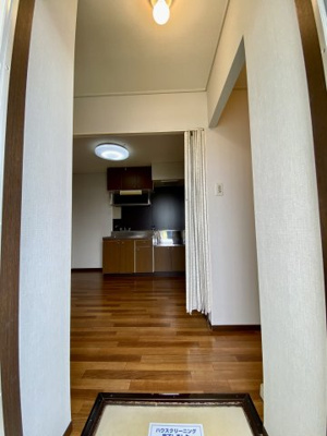 【玄関】 | プレジール西小二里