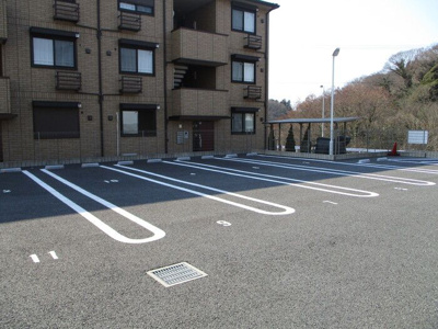 【駐車場】 | ヴェルデコリーナ　壱番館