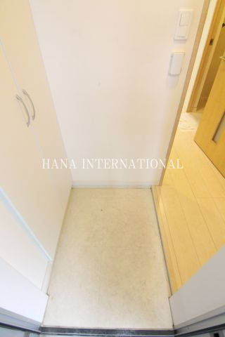 リブリ・アージュドールの玄関