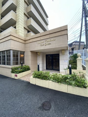 【エントランス】 | レイディアント上大岡イーストガーデン | エントランス部分