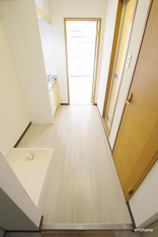 ホルス240の内装