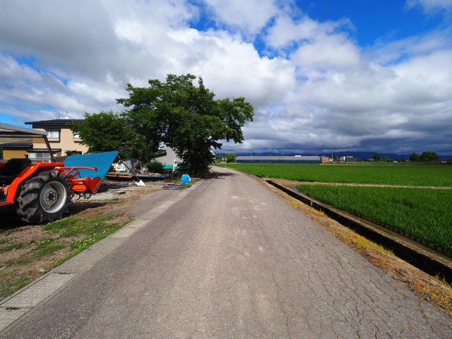  | 【建築条件なし】大曲東小学校まで約800m 南向き間口16.2m約80坪の住宅用地 大仙市大曲荒町