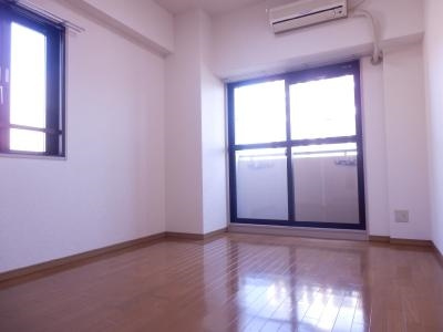 カーサ・デ・古都の居間・リビング|洋室