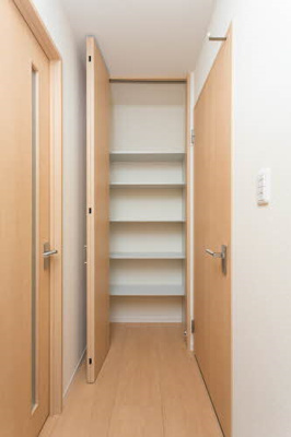 【洗面所】 | アークガーデン | 収納豊富です