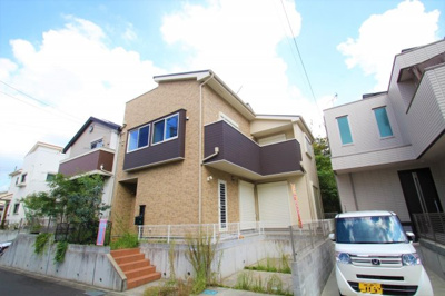 【外観】 | 海老名市柏ケ谷　リフォーム戸建【仲介手数料無料】 | おしゃれな外観