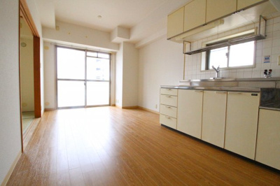 【居間・リビング】 | 上沢壱番館