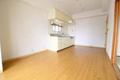 【居間・リビング】 | 上沢壱番館