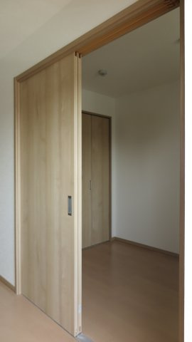 H-maison泉尾の洋室