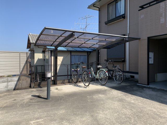 AMPLEメゾンのその他共用部分|自転車置き場