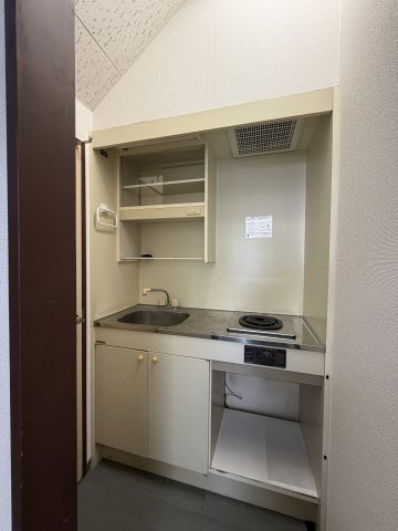 細江町事務所付倉庫のキッチン