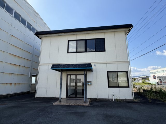 細江町事務所付倉庫の外観|事務所：2階建て