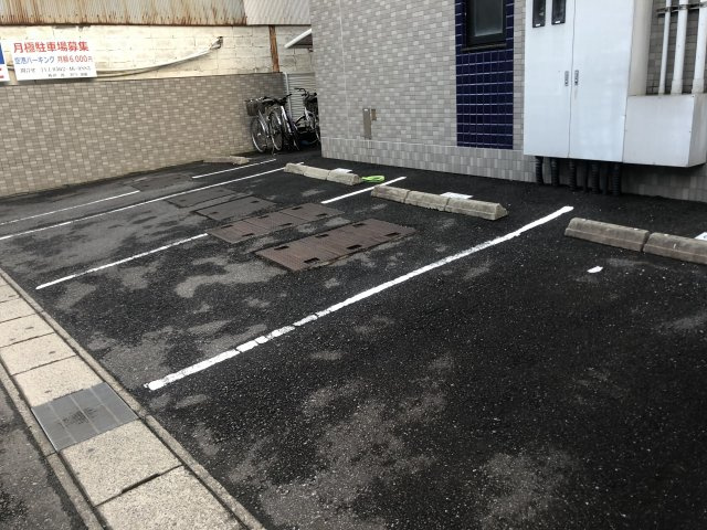 ソアレとこなめの駐車場