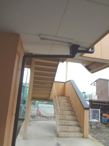 コーポ論地　No.2のエントランス