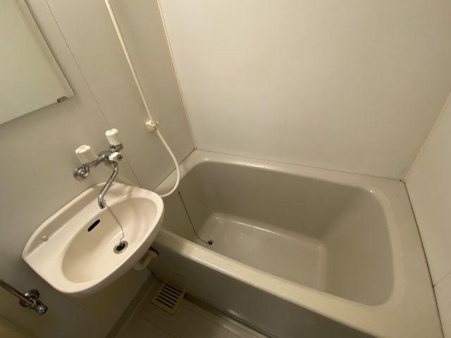 コーポ論地　No.2の浴室