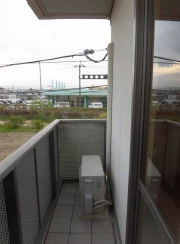 【バルコニー】 | ベガ&アルタイル | 暖かな日差しのふりそそぐバルコニー