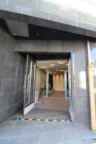 【エントランス】 | ララプレイス大阪福島プレッソ