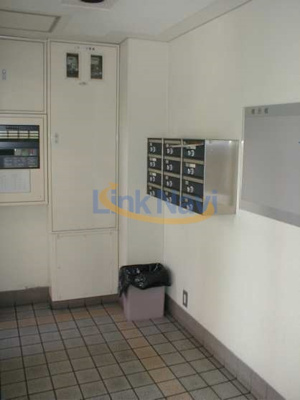 【ロビー】 | 八幡ハイツ