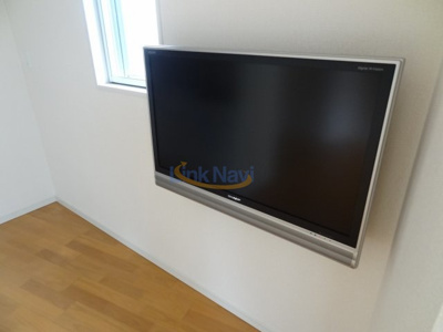 【居間・リビング】 | ステラハウスうめきた | テレビは残置物です。