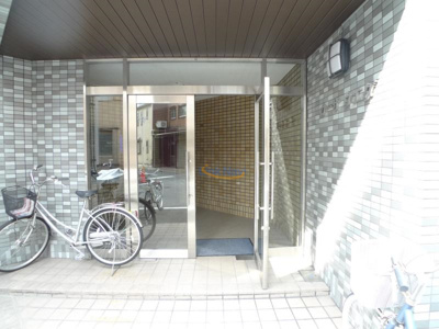 【エントランス】 | カーサウエダ