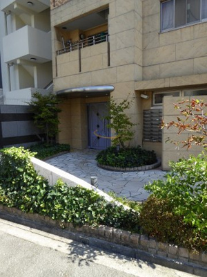 【エントランス】 | エステムプラザ梅田ＷＥＳＴ