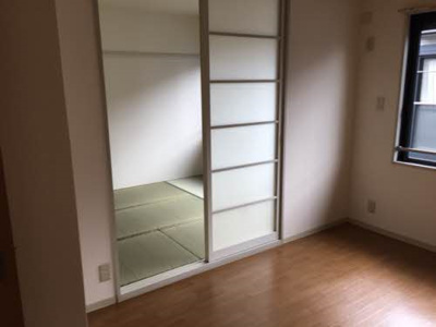 【居間・リビング】 | シャトーエクレールＡ | ゆったり過ごせる居間です