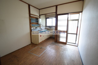 【居間・リビング】 | 善根寺町４丁目貸家