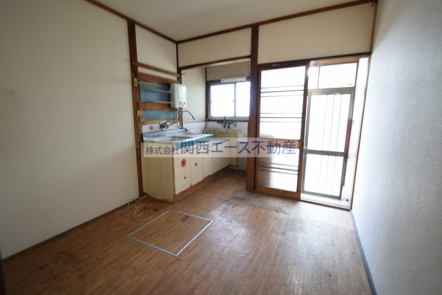 【居間・リビング】 | 善根寺町４丁目貸家