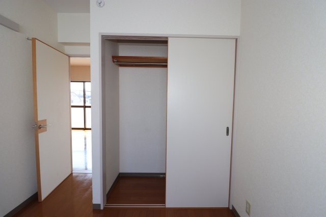 TERRACE Iの収納|十分な収納スペースがあります
※反転の場合あり