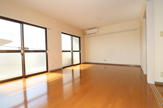 TERRACE Iの居間・リビング|リビングです
※反転の場合あり