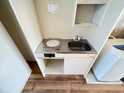 【キッチン】 | JMオレンジハイツ | コンパクトなキッチンで掃除もラクラク