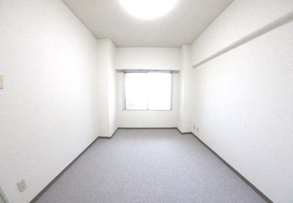 和泉市伏屋町２丁目の賃貸マンションの洋室|広々とした洋室です