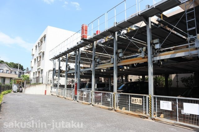 D’レスティア稲毛リーセンテージ　２階部分の駐車場|機械式　