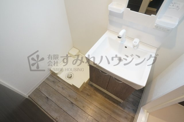 ONLYONE川西の洗面所