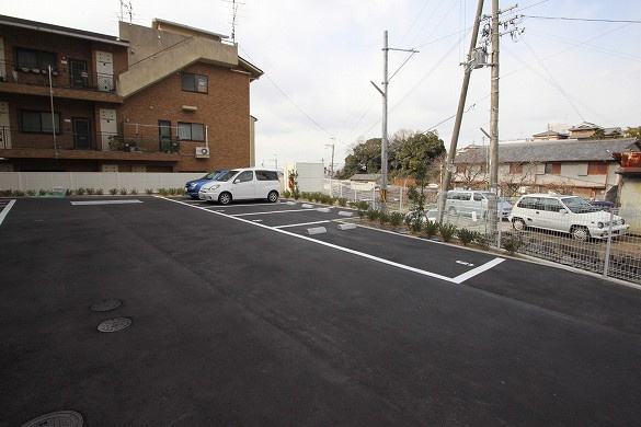 ビスタ石きりの駐車場