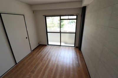 【洋室】 | サンライズツイン関目2号館