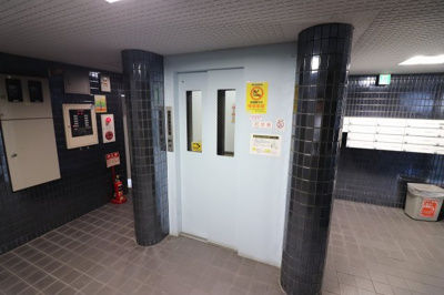 【その他共用部分】 | サンライズツイン関目2号館 | エレベーター完備です