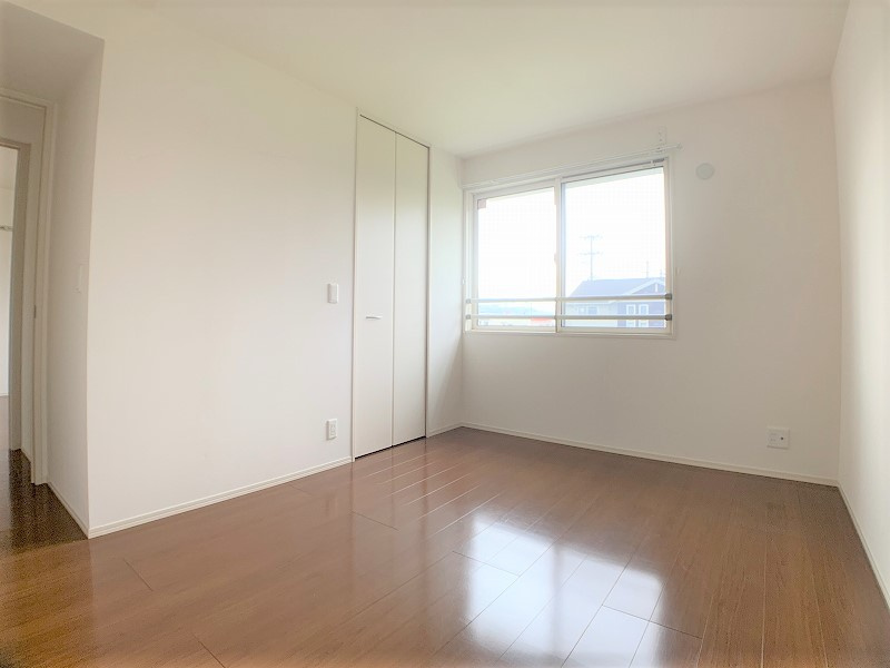 オーベル向中野Aの洋室