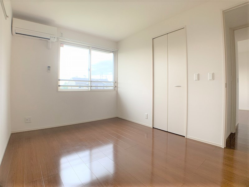 オーベル向中野Aの寝室