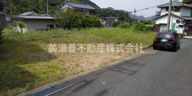 ５５０５２　岐阜市石谷土地の外観