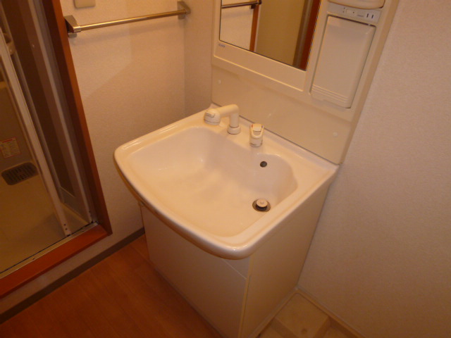 リバティーの独立洗面台|洗髪洗面化粧台