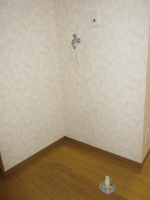 リバーハイツのその他|室内洗濯機置場