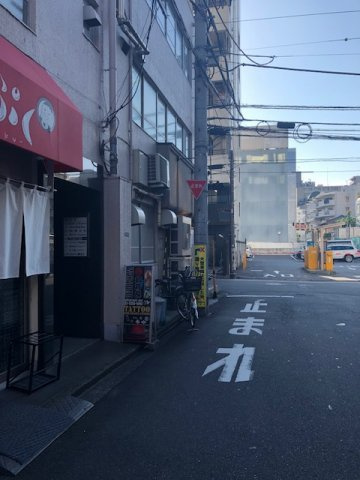 小玉ビルのエントランス
