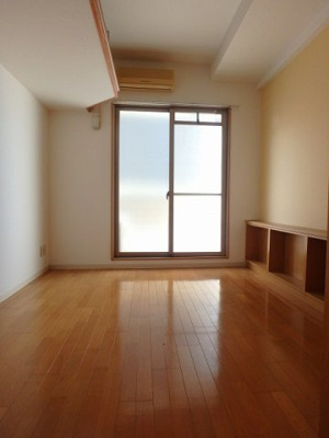 【居間・リビング】 | トリコット北梅田