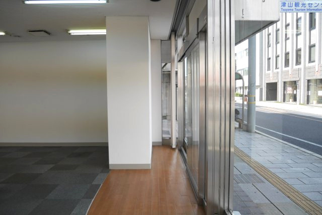 城南ビルの内装