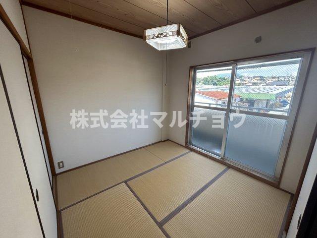 ヴィレッジの和室|明るい和室です