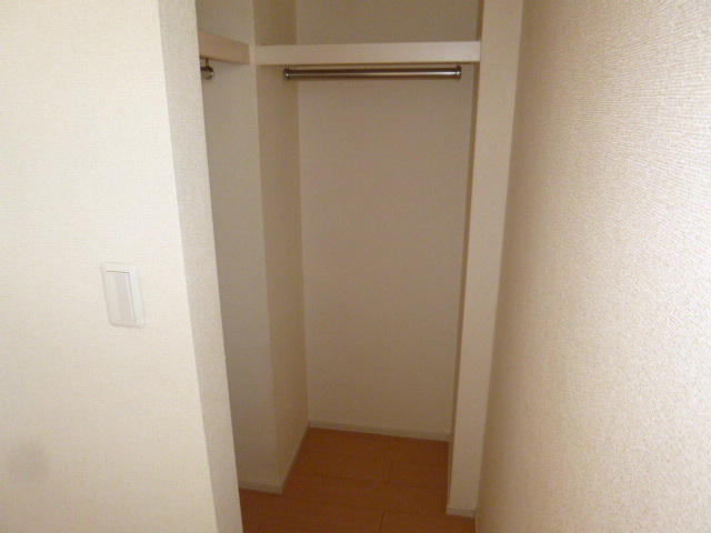 プリムローズうえまつⅡの玄関|シューズボックス